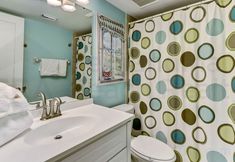 อื่นๆ 4 Oceanfront Retreat- Deck, Spa, Elevator, Wifi