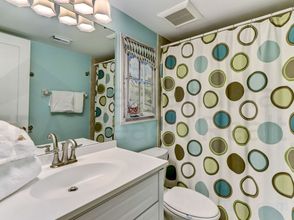 อื่นๆ 4 Oceanfront Retreat- Deck, Spa, Elevator, Wifi