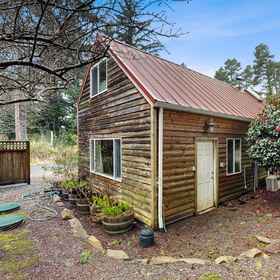 Hotel Exterior1Laura Mar Artist's Retreat,林肯县飯店