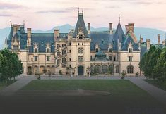 Others 3 Scenic Balcony and Spacious Living Area - Charming Mountain Retreat