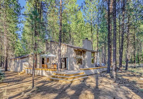 Others Dreamy mountain escape with hot tub, pools, golf, gym, & grill