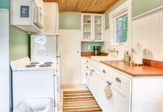 Others 3 Hidden Villa Cottages #1, #2, and #3