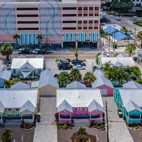 Hotel Exterior 1 Modern Beach Cottage with BBQ Patio and Full Kitchen - Charming Getaway, Pinellas County Hotels