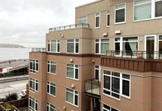 Others 3 Courtyard View with Concierge and Parking Spaces - Stunning Oasis