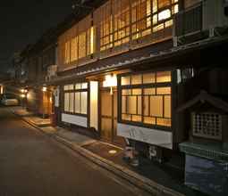 Lainnya Traditional House in a Historical Area