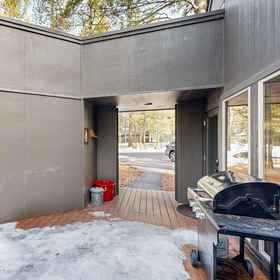 Hotel Interior/Public Areas 1 Antelope Lane 14, Deschutes County Hotels