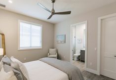 Others 5 Chic Retreat - WiFi, Outdoor Lounge, Fire Pit