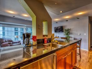 อื่นๆ 4 Newmark Tower Seattle Suite