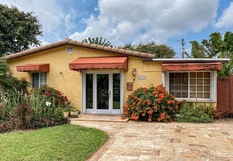 其他 Sunshine Villa Retreat - Unit 1: Modern 2BR Oasis, Beach Access, Fort Lauderdale