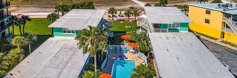 Lain-lain Luxurious Beachfront Sanctuary- Spa, Heated Pool, BBQ