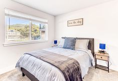 其他 6 Beautiful beachfront home with huge ocean view, beach access & large deck