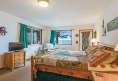 Khác 6 Pinecone Cabin