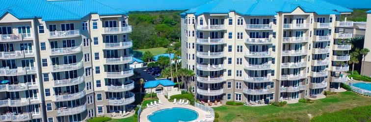 Others Ocean View and Pool Access - Beautiful Coastal Sanctuary