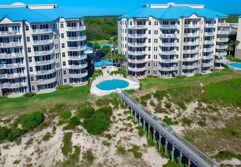 Others Ocean View and Pool Access - Beautiful Coastal Sanctuary