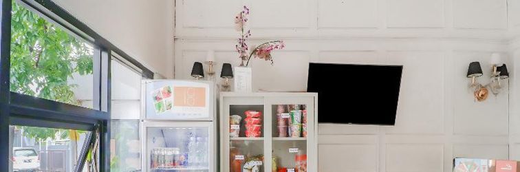 Others RedDoorz Premium @ the Batik Hotel Moh. Toha