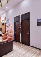 Hotel Interior/Public Areas Front One Inn Malang