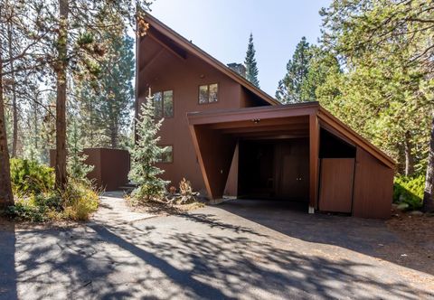 Others Private Hot Tub and Cozy Fireplace - Charming Unique Retreat