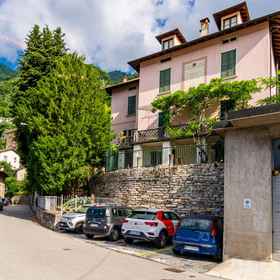 Hotel Exterior1Apartment Venere,Barni別墅