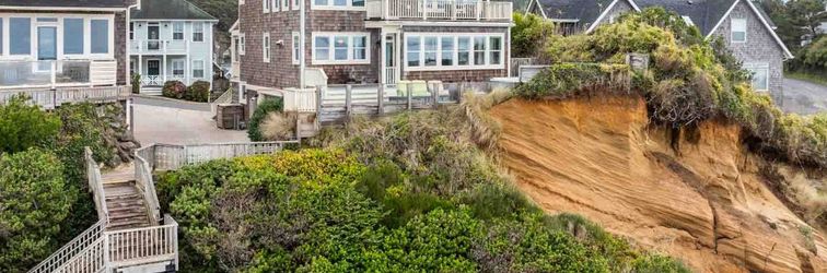 Others Breathtaking Ocean Views and Pool Access - Luxury Coastal Retreat