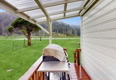 Others 5 Redwood Farmhouse in the Orick Valley