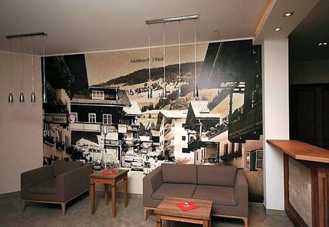 Others Hotel Herzblut - Joker Card Included in Summer