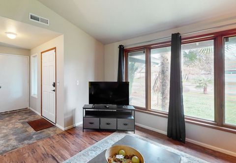 Khác The Peaceful Den