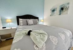 Others 3 Spacious Deck and Cozy Dining Area Escape - Gracious Comfortable Retreat