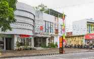 Others 5 RedDoorz Premium @ the Batik Hotel Moh. Toha