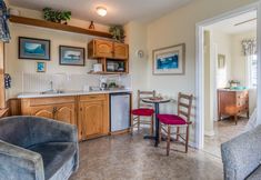 其他 7 Cozy Suite with Kitchenette and Cable TV - Tranquil Haven