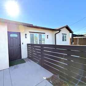 Hotel Exterior 1 Stylish Comfort and Private Outdoor Space - Cozy Exotic Retreat, San Diego Hotels