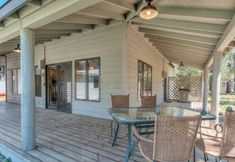 Lainnya 3 Wraparound Porch and Hot Tub - Charming Cozy Cabin Retreat