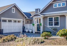 其他 4 Ocean View Living Room and Gourmet Kitchen - Exquisite Coastal Haven