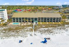 Others 3 Seasonal Beach Service and Beachside Pool - Stunning Beachfront Retreat