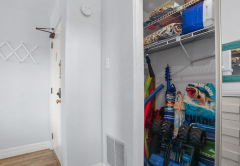 Others Breathtaking Beach View Paradise - Balcony, Wifi, Laundry