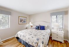 Khác 6 2120 Beach Wood