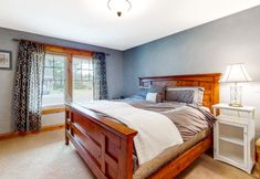 Others 5 Rockaway Charm