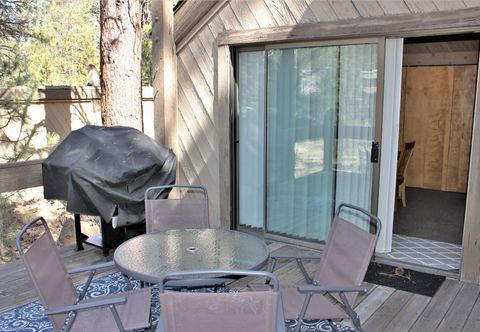 Lain-lain Simple, Pet Friendly, Cabin Style Home with Hot Tub - Pol99