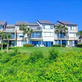 Hotel Exterior 1 Beautifully decorated oceanfront condo with patio, pool, tennis & beach access, Nassau County Hotels