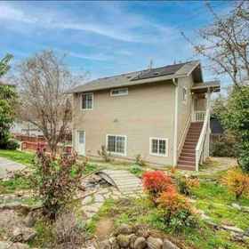 Hotel Exterior1Relaxing Retreat with Full Kitchen and Hot Tub - Charming Cozy,杰克逊县公寓