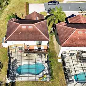 Hotel Exterior 1 South Facing Pool and Master Suite Balcony - Charming Retreat, Polk County Hotels