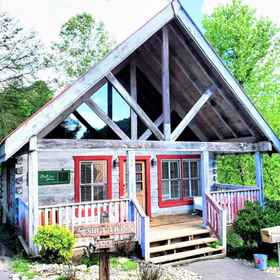 Hotel Exterior 1 Charming Getaway - Free WiFi, Stampede Access, Tickets, Pigeon Forge Hotels