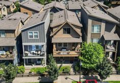 其他 3 Vibrant Décor and Access to Community Pool - Stylish Oasis