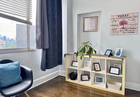 Lainnya City View and Spacious Living Area - Stylish Urban Sanctuary