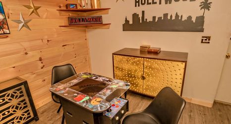 其他 2 Charming Retreat - Pool table, Sound system, Hot tub, Deck