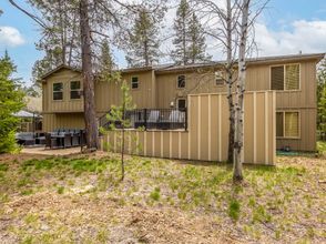 Others 4 Spacious Home with Hot Tub and Game Room - Inviting Lodge Retreat