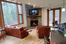 其他 Lake Front Hot Tub Kayak Swim Firepit Secluded