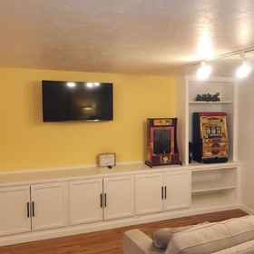 Others1Well-Equipped Kitchenette and Modern Appliances - Charming Cozy,杰克逊县公寓