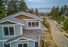 Others 3 Charlie's Cove