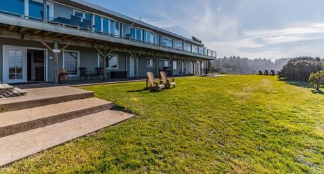 Lain-lain 2 Whale Rock Suite #1