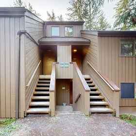 Logo 1 Riverfront Mountain Memories, Whatcom County Hotels